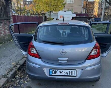 Серый Опель Корса, объемом двигателя 1.25 л и пробегом 265 тыс. км за 4000 $, фото 3 на Automoto.ua