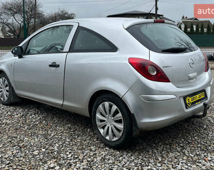 Серый Опель Корса, объемом двигателя 1.25 л и пробегом 265 тыс. км за 3999 $, фото 4 на Automoto.ua