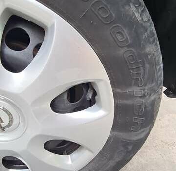 Серый Опель Корса, объемом двигателя 1.4 л и пробегом 139 тыс. км за 6800 $, фото 19 на Automoto.ua