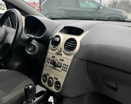 Сірий Опель Корса, об'ємом двигуна 1.3 л та пробігом 265 тис. км за 3999 $, фото 8 на Automoto.ua