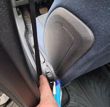 Серый Опель Корса, объемом двигателя 1.4 л и пробегом 139 тыс. км за 6800 $, фото 25 на Automoto.ua