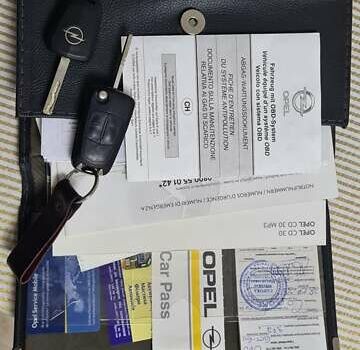 Серый Опель Корса, объемом двигателя 1.4 л и пробегом 139 тыс. км за 6800 $, фото 8 на Automoto.ua