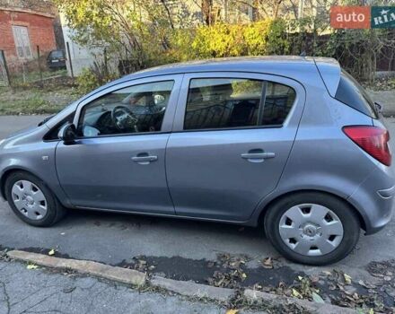 Серый Опель Корса, объемом двигателя 1.25 л и пробегом 265 тыс. км за 4000 $, фото 2 на Automoto.ua