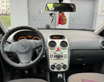 Серый Опель Корса, объемом двигателя 1.4 л и пробегом 247 тыс. км за 4800 $, фото 5 на Automoto.ua