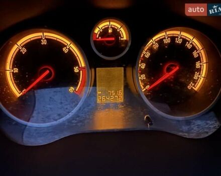 Серый Опель Корса, объемом двигателя 1.25 л и пробегом 265 тыс. км за 4000 $, фото 9 на Automoto.ua