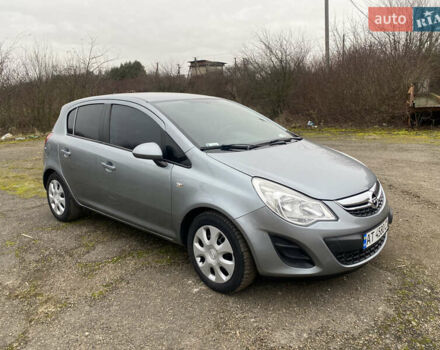 Сірий Опель Корса, об'ємом двигуна 1.25 л та пробігом 260 тис. км за 4750 $, фото 4 на Automoto.ua