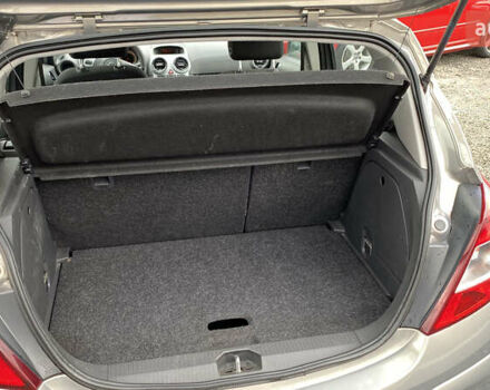 Сірий Опель Корса, об'ємом двигуна 0 л та пробігом 185 тис. км за 5899 $, фото 51 на Automoto.ua