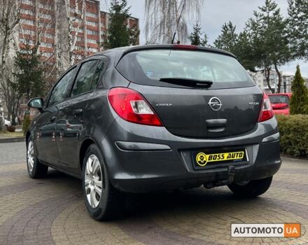 Серый Опель Корса, объемом двигателя 1.2 л и пробегом 170 тыс. км за 6500 $, фото 4 на Automoto.ua