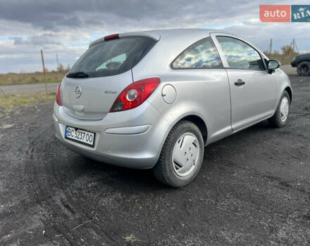 Сірий Опель Корса, об'ємом двигуна 1.25 л та пробігом 196 тис. км за 3700 $, фото 4 на Automoto.ua