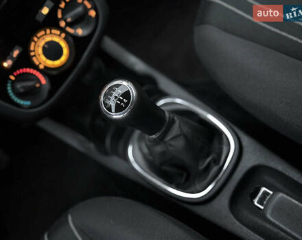 Серый Опель Корса, объемом двигателя 1.4 л и пробегом 203 тыс. км за 6250 $, фото 46 на Automoto.ua