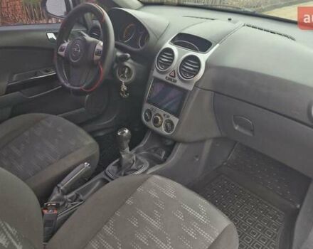 Серый Опель Корса, объемом двигателя 1.3 л и пробегом 220 тыс. км за 3650 $, фото 17 на Automoto.ua