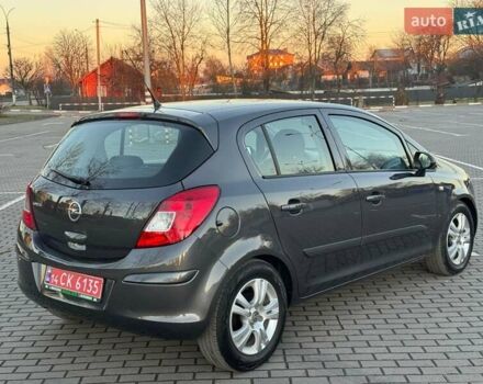 Серый Опель Корса, объемом двигателя 1.3 л и пробегом 176 тыс. км за 6550 $, фото 2 на Automoto.ua