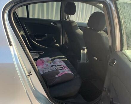 Сірий Опель Корса, об'ємом двигуна 1.3 л та пробігом 241 тис. км за 5000 $, фото 5 на Automoto.ua