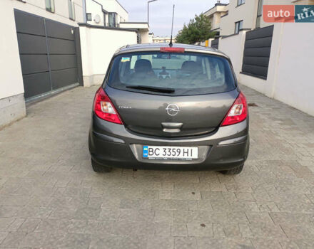 Серый Опель Корса, объемом двигателя 1.23 л и пробегом 314 тыс. км за 4900 $, фото 3 на Automoto.ua