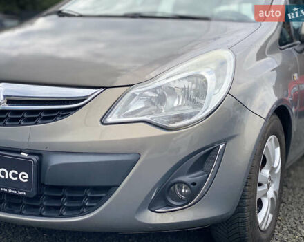 Сірий Опель Корса, об'ємом двигуна 0 л та пробігом 185 тис. км за 5899 $, фото 9 на Automoto.ua