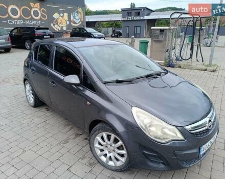 Сірий Опель Корса, об'ємом двигуна 1.23 л та пробігом 190 тис. км за 4100 $, фото 10 на Automoto.ua