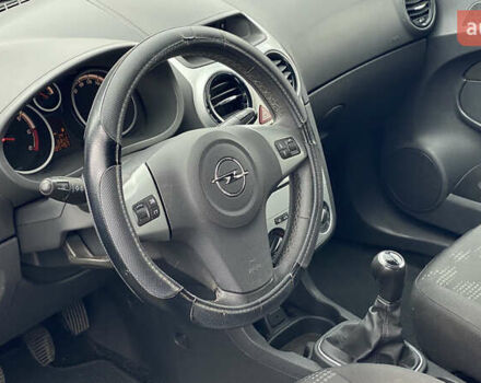 Сірий Опель Корса, об'ємом двигуна 0 л та пробігом 185 тис. км за 5899 $, фото 33 на Automoto.ua