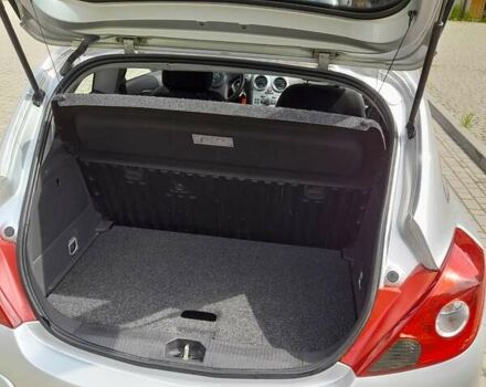 Серый Опель Корса, объемом двигателя 1.4 л и пробегом 177 тыс. км за 5500 $, фото 4 на Automoto.ua