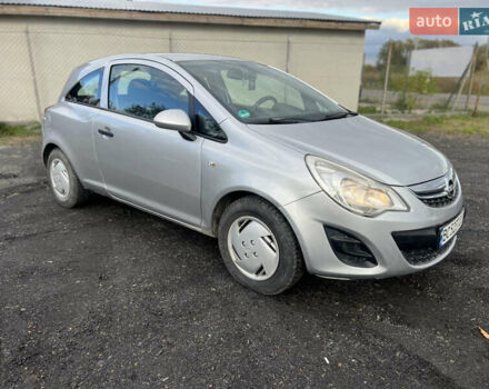 Сірий Опель Корса, об'ємом двигуна 1.25 л та пробігом 196 тис. км за 3700 $, фото 2 на Automoto.ua