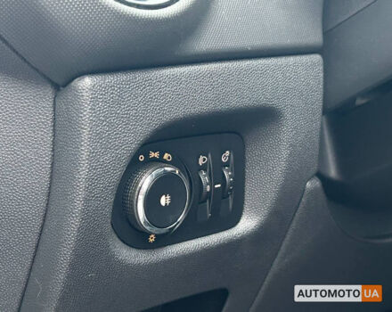 Серый Опель Корса, объемом двигателя 1 л и пробегом 193 тыс. км за 5000 $, фото 10 на Automoto.ua