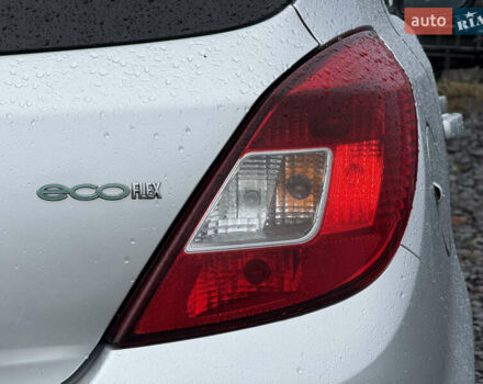 Серый Опель Корса, объемом двигателя 1.3 л и пробегом 257 тыс. км за 4500 $, фото 13 на Automoto.ua