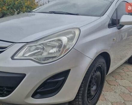 Серый Опель Корса, объемом двигателя 1.3 л и пробегом 220 тыс. км за 3650 $, фото 12 на Automoto.ua