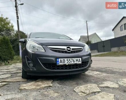 Серый Опель Корса, объемом двигателя 1.25 л и пробегом 250 тыс. км за 4999 $, фото 3 на Automoto.ua