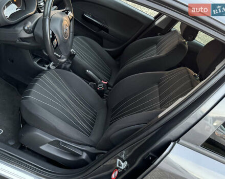 Серый Опель Корса, объемом двигателя 1.4 л и пробегом 203 тыс. км за 6250 $, фото 32 на Automoto.ua