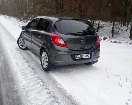 Сірий Опель Корса, об'ємом двигуна 1.23 л та пробігом 190 тис. км за 5400 $, фото 2 на Automoto.ua