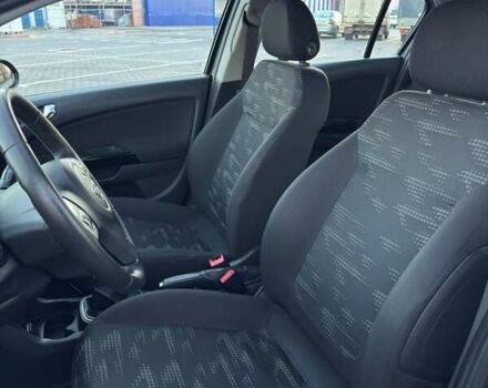 Серый Опель Корса, объемом двигателя 1.3 л и пробегом 176 тыс. км за 6550 $, фото 17 на Automoto.ua