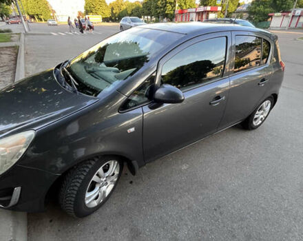 Серый Опель Корса, объемом двигателя 1.3 л и пробегом 162 тыс. км за 5800 $, фото 4 на Automoto.ua