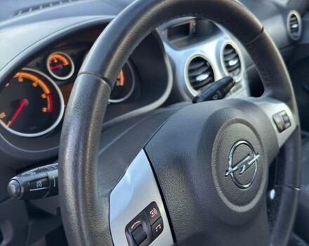 Серый Опель Корса, объемом двигателя 1.3 л и пробегом 176 тыс. км за 6550 $, фото 24 на Automoto.ua