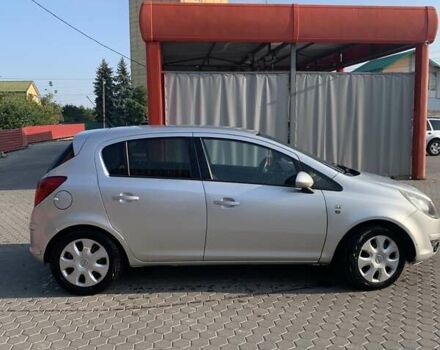 Сірий Опель Корса, об'ємом двигуна 1.3 л та пробігом 241 тис. км за 5000 $, фото 3 на Automoto.ua