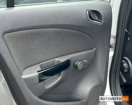 Серый Опель Корса, объемом двигателя 1 л и пробегом 193 тыс. км за 5000 $, фото 13 на Automoto.ua