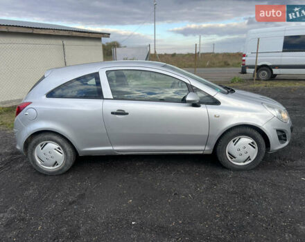 Сірий Опель Корса, об'ємом двигуна 1.25 л та пробігом 196 тис. км за 3700 $, фото 3 на Automoto.ua