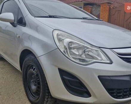 Серый Опель Корса, объемом двигателя 1.3 л и пробегом 220 тыс. км за 3650 $, фото 11 на Automoto.ua