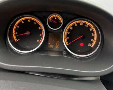 Сірий Опель Корса, об'ємом двигуна 1.3 л та пробігом 103 тис. км за 5500 $, фото 17 на Automoto.ua