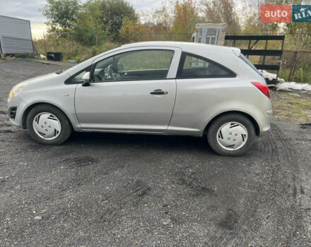 Сірий Опель Корса, об'ємом двигуна 1.25 л та пробігом 196 тис. км за 3700 $, фото 7 на Automoto.ua