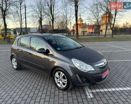 Серый Опель Корса, объемом двигателя 1.3 л и пробегом 176 тыс. км за 6550 $, фото 16 на Automoto.ua