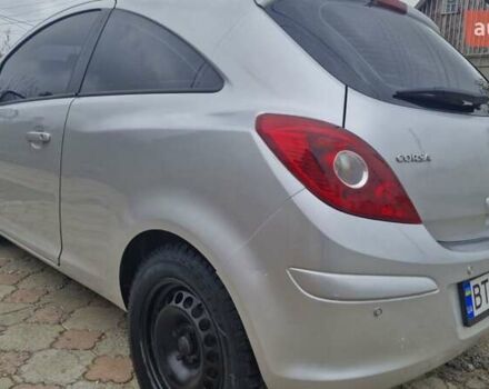 Серый Опель Корса, объемом двигателя 1.3 л и пробегом 220 тыс. км за 3650 $, фото 2 на Automoto.ua