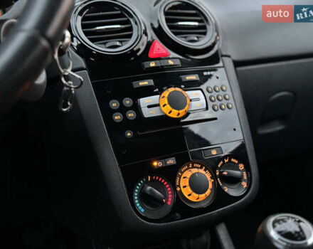 Серый Опель Корса, объемом двигателя 1.4 л и пробегом 203 тыс. км за 6250 $, фото 45 на Automoto.ua