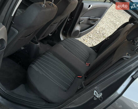 Серый Опель Корса, объемом двигателя 1.4 л и пробегом 203 тыс. км за 6250 $, фото 48 на Automoto.ua