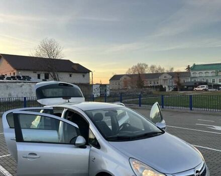 Сірий Опель Корса, об'ємом двигуна 1.36 л та пробігом 207 тис. км за 5500 $, фото 11 на Automoto.ua