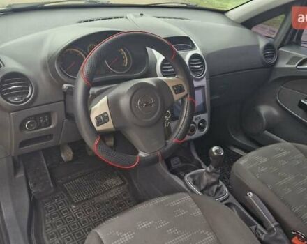 Серый Опель Корса, объемом двигателя 1.3 л и пробегом 220 тыс. км за 3650 $, фото 14 на Automoto.ua