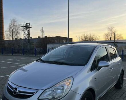 Сірий Опель Корса, об'ємом двигуна 1.36 л та пробігом 207 тис. км за 5500 $, фото 8 на Automoto.ua