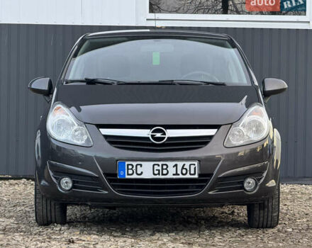 Серый Опель Корса, объемом двигателя 1.4 л и пробегом 203 тыс. км за 6250 $, фото 2 на Automoto.ua