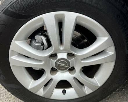 Сірий Опель Корса, об'ємом двигуна 1.3 л та пробігом 103 тис. км за 5500 $, фото 23 на Automoto.ua