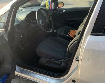 Сірий Опель Корса, об'ємом двигуна 1.3 л та пробігом 241 тис. км за 5000 $, фото 6 на Automoto.ua