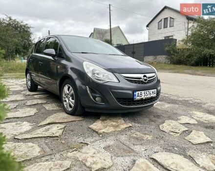 Серый Опель Корса, объемом двигателя 1.25 л и пробегом 250 тыс. км за 4999 $, фото 13 на Automoto.ua