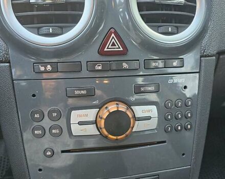 Серый Опель Корса, объемом двигателя 1.25 л и пробегом 250 тыс. км за 4999 $, фото 64 на Automoto.ua